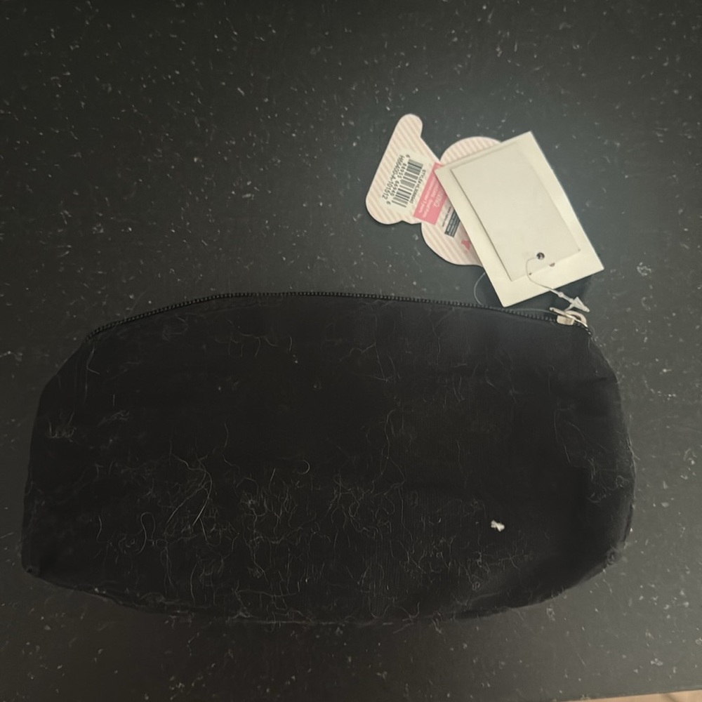 NWT Hello Kitty Pouch - Picture 2 of 2
